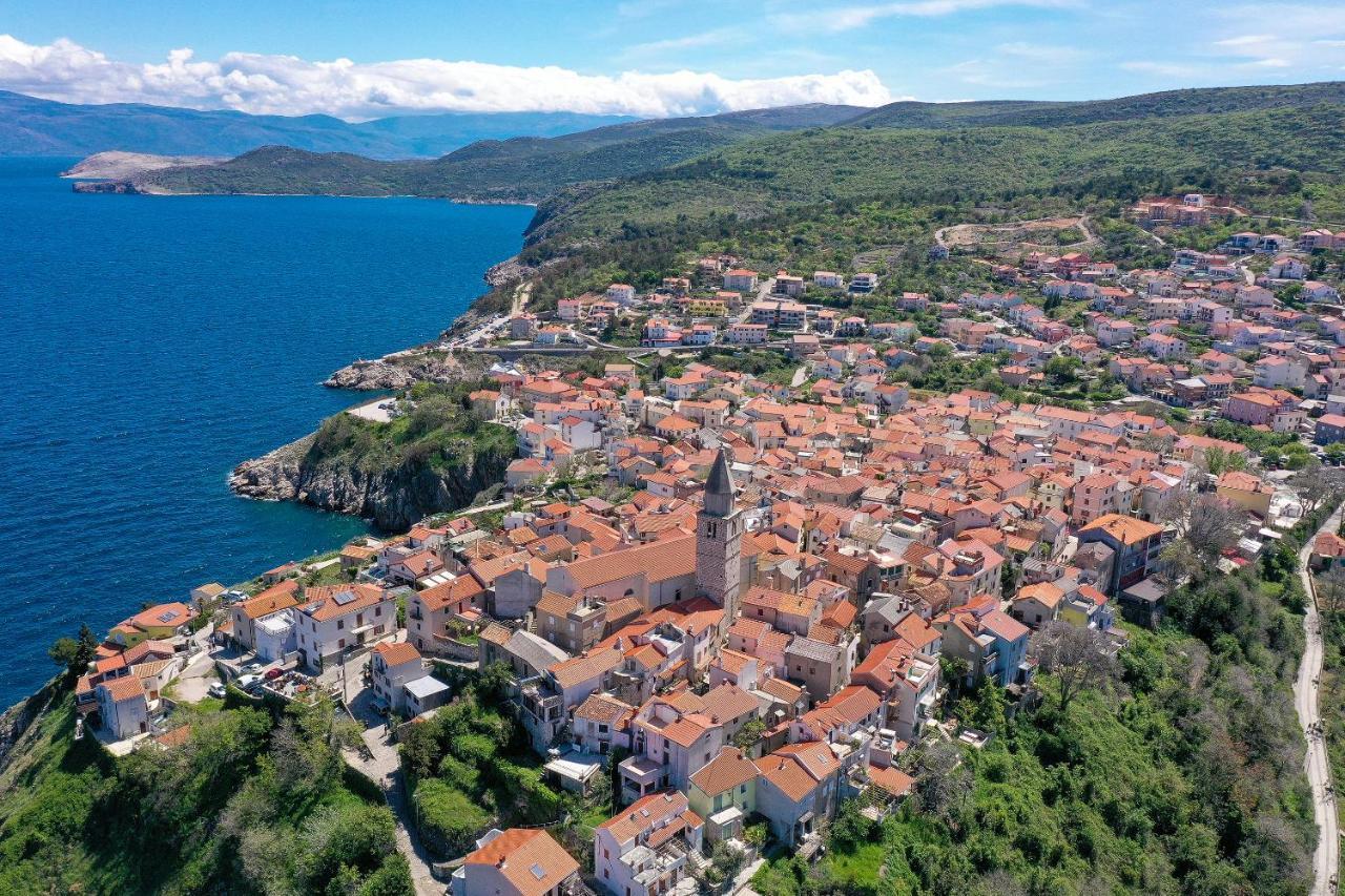 דירות Moro Vrbnik מראה חיצוני תמונה