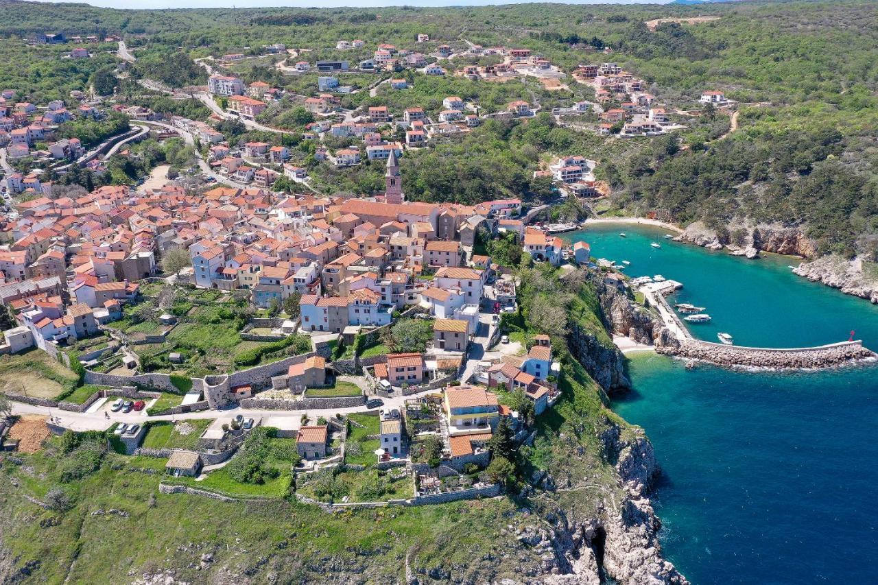 דירות Moro Vrbnik מראה חיצוני תמונה